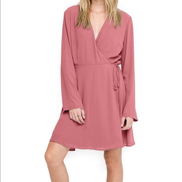 Lush Elly Wrap Dress Withered Rose Size Medium - Picture 1 of 14